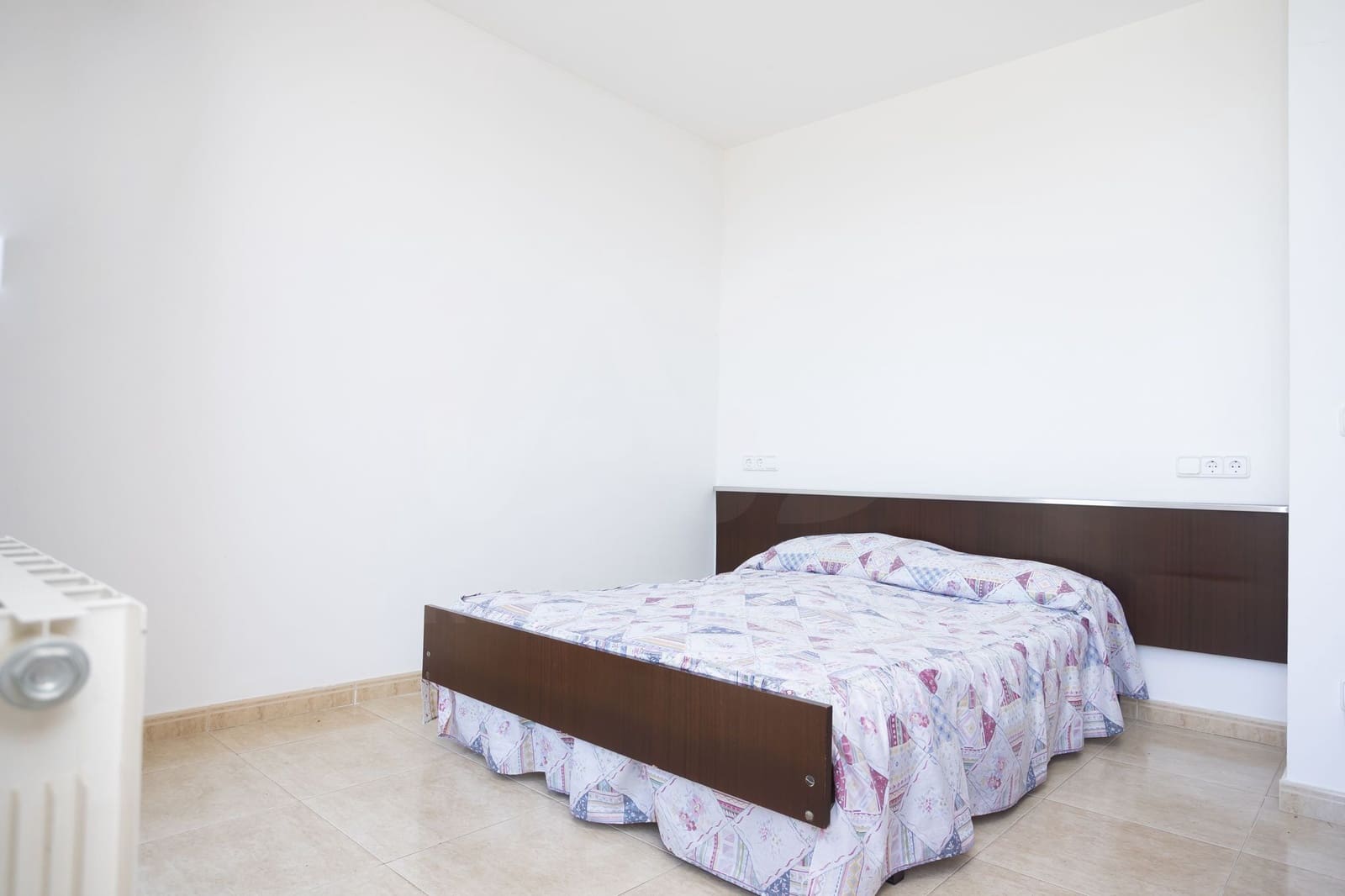 4 soverom Hus til salgs i Barcelona by med garasje - € 949 000 (Ref: 9988435)