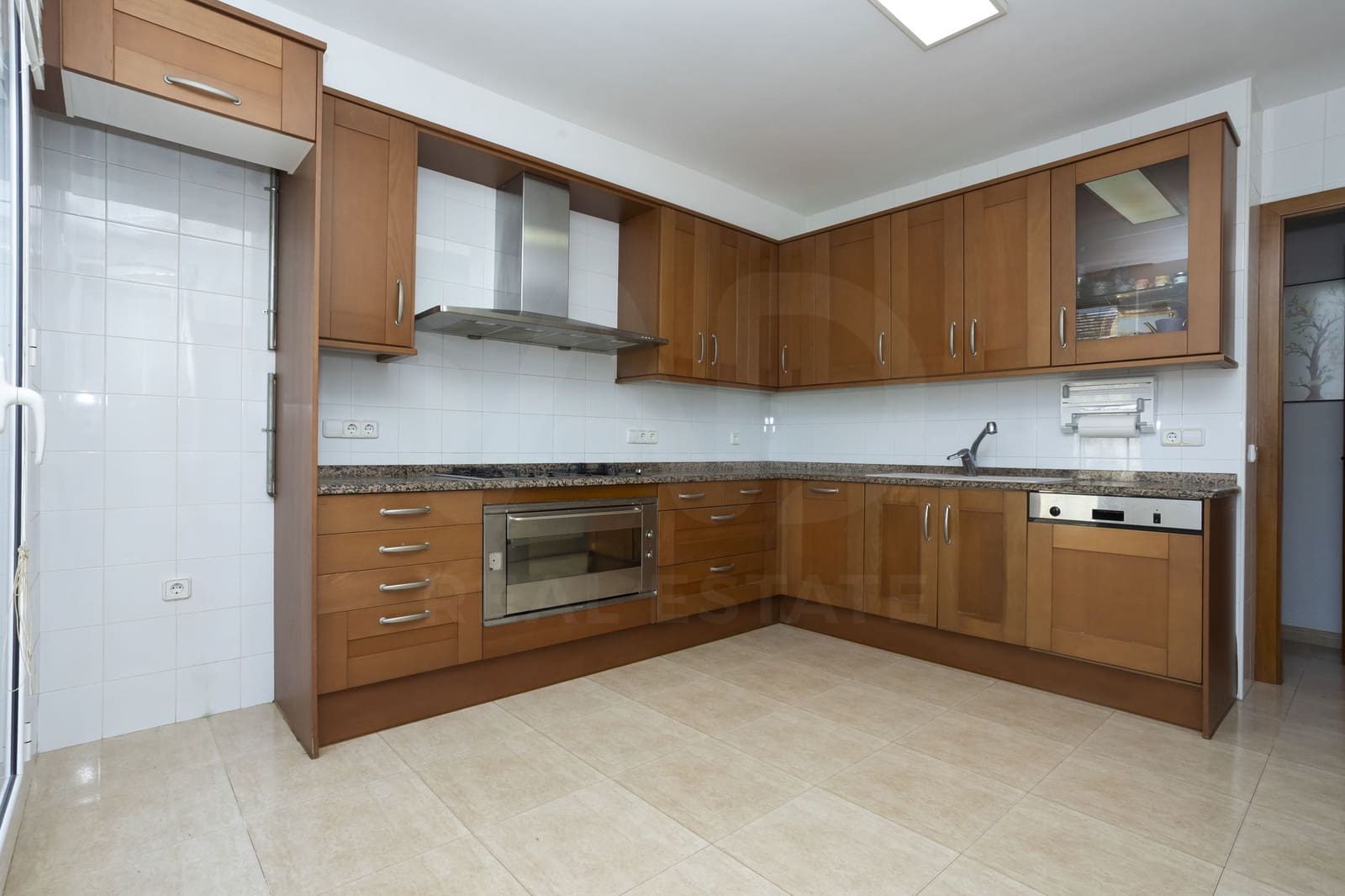 4 soverom Hus til salgs i Barcelona by med garasje - € 949 000 (Ref: 9988435)