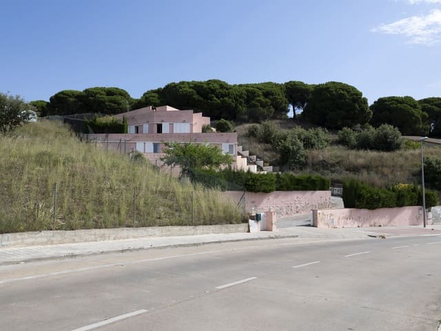 4 soverom Hus til salgs i Barcelona by med garasje - € 949 000 (Ref: 9988435)