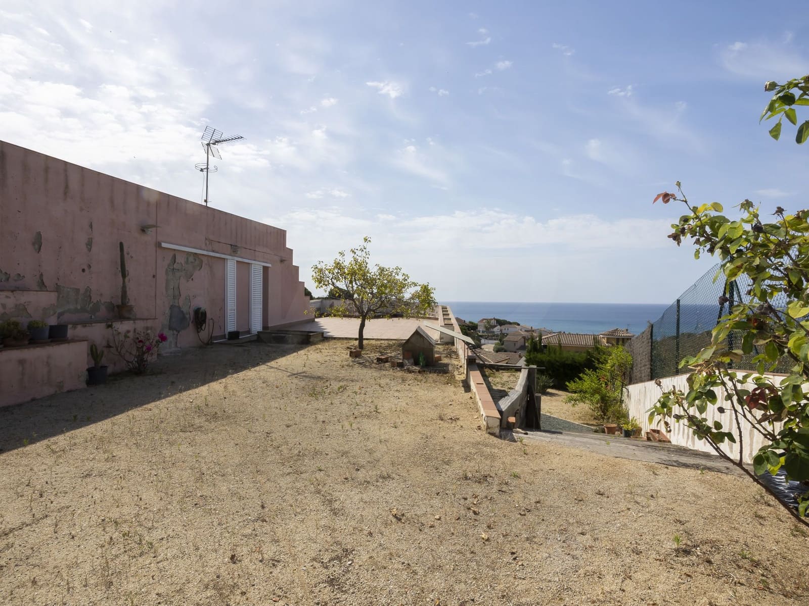 4 soverom Hus til salgs i Barcelona by med garasje - € 949 000 (Ref: 9988435)
