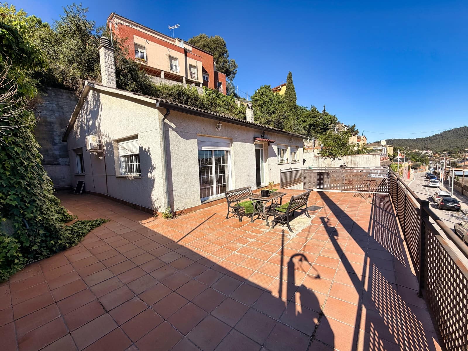 3 Zimmer Haus zu verkaufen in Barcelona Stadt mit Garage - 320.000 € (Ref: 9988437)