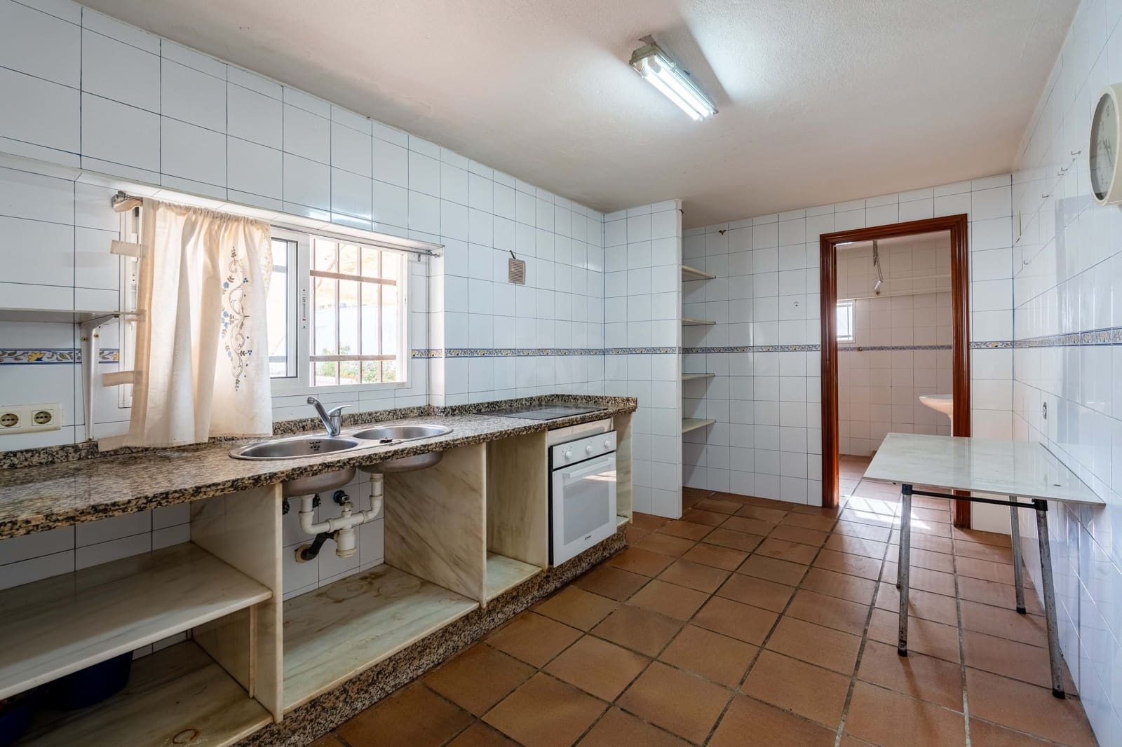 Chalet de 8 habitaciones en Huelva ciudad en venta - 349.990 € (Ref: 9988439)