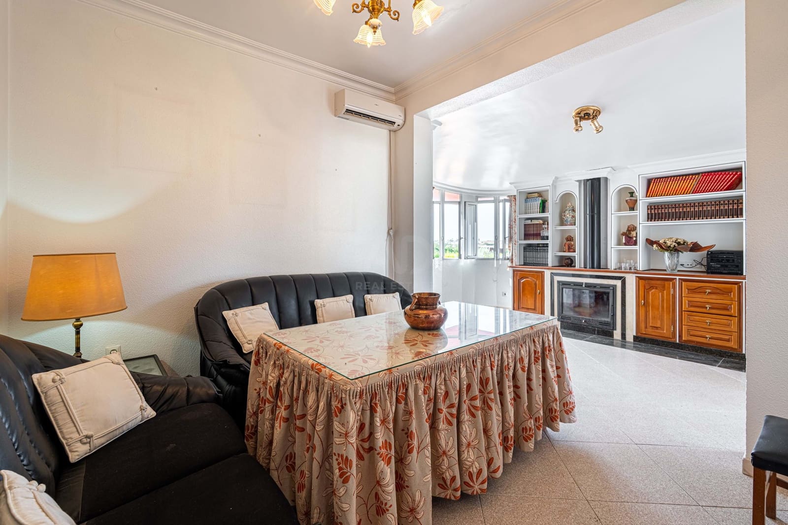 Chalet de 8 habitaciones en Huelva ciudad en venta - 349.990 € (Ref: 9988439)