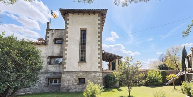 5 slaapkamer Huis te koop in Gerona stad - € 485.000 (Ref: 9988442)