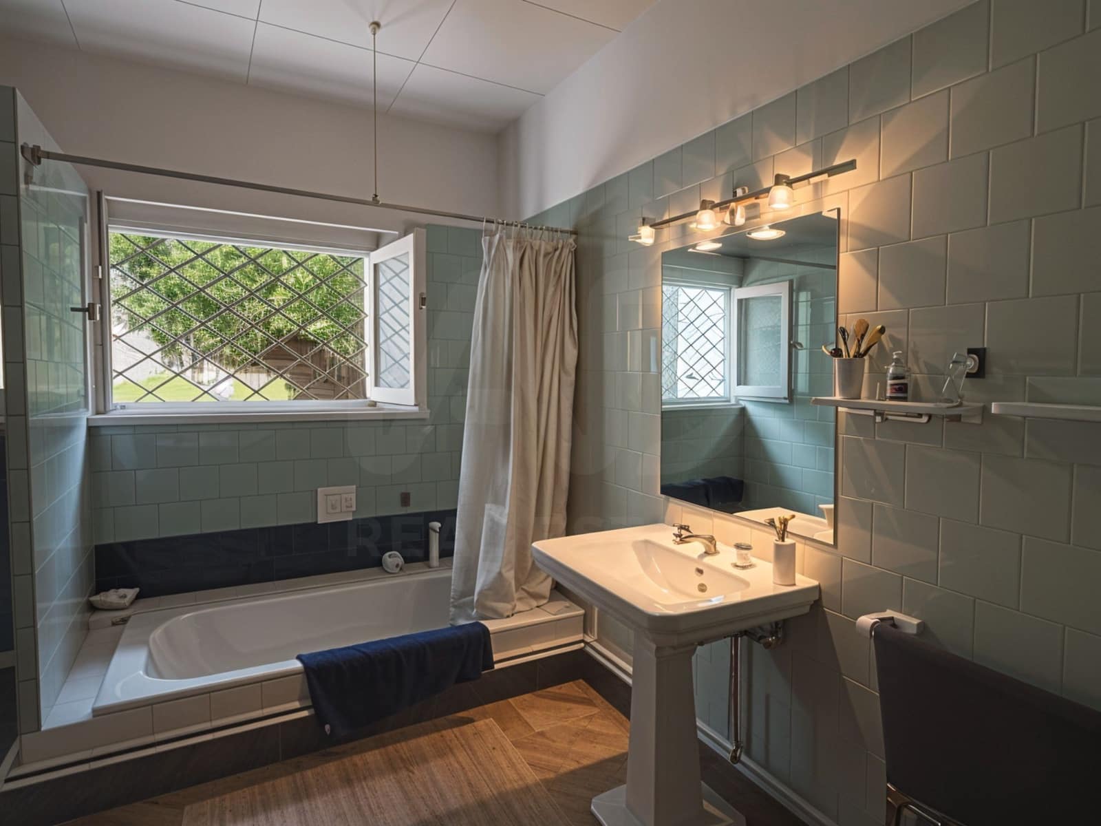 5 slaapkamer Huis te koop in Gerona stad - € 485.000 (Ref: 9988442)
