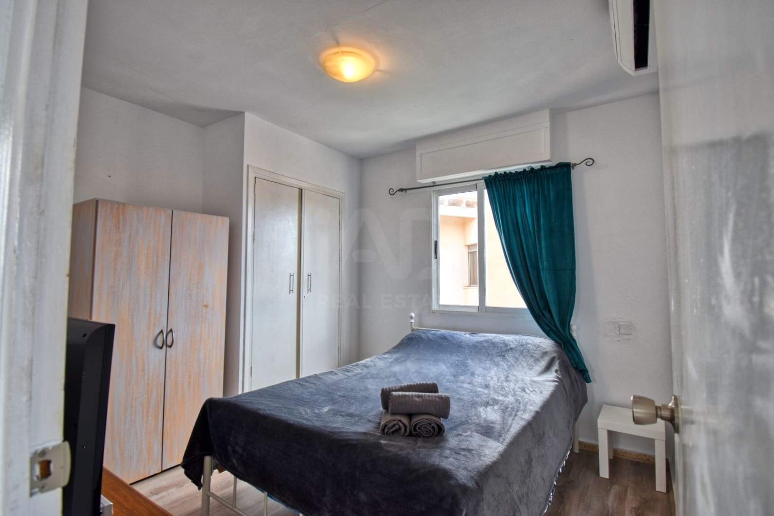 5 sypialnia Dom na sprzedaż w Miasto Walencja z basenem - 360 000 € (Ref: 9988444)
