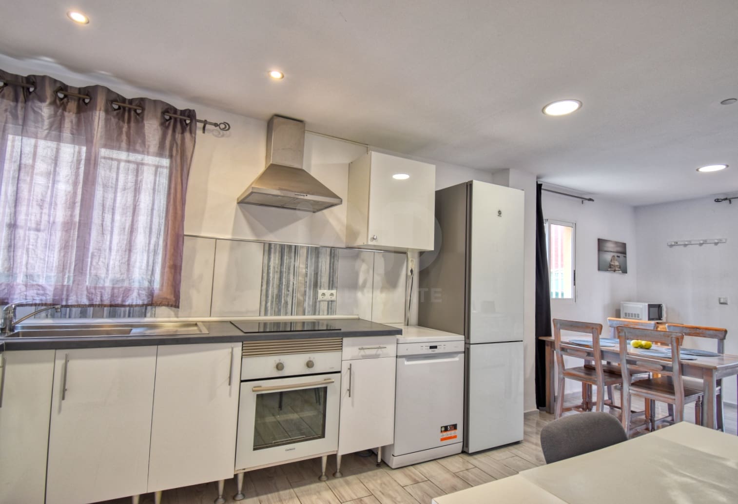 5 sypialnia Dom na sprzedaż w Miasto Walencja z basenem - 360 000 € (Ref: 9988444)