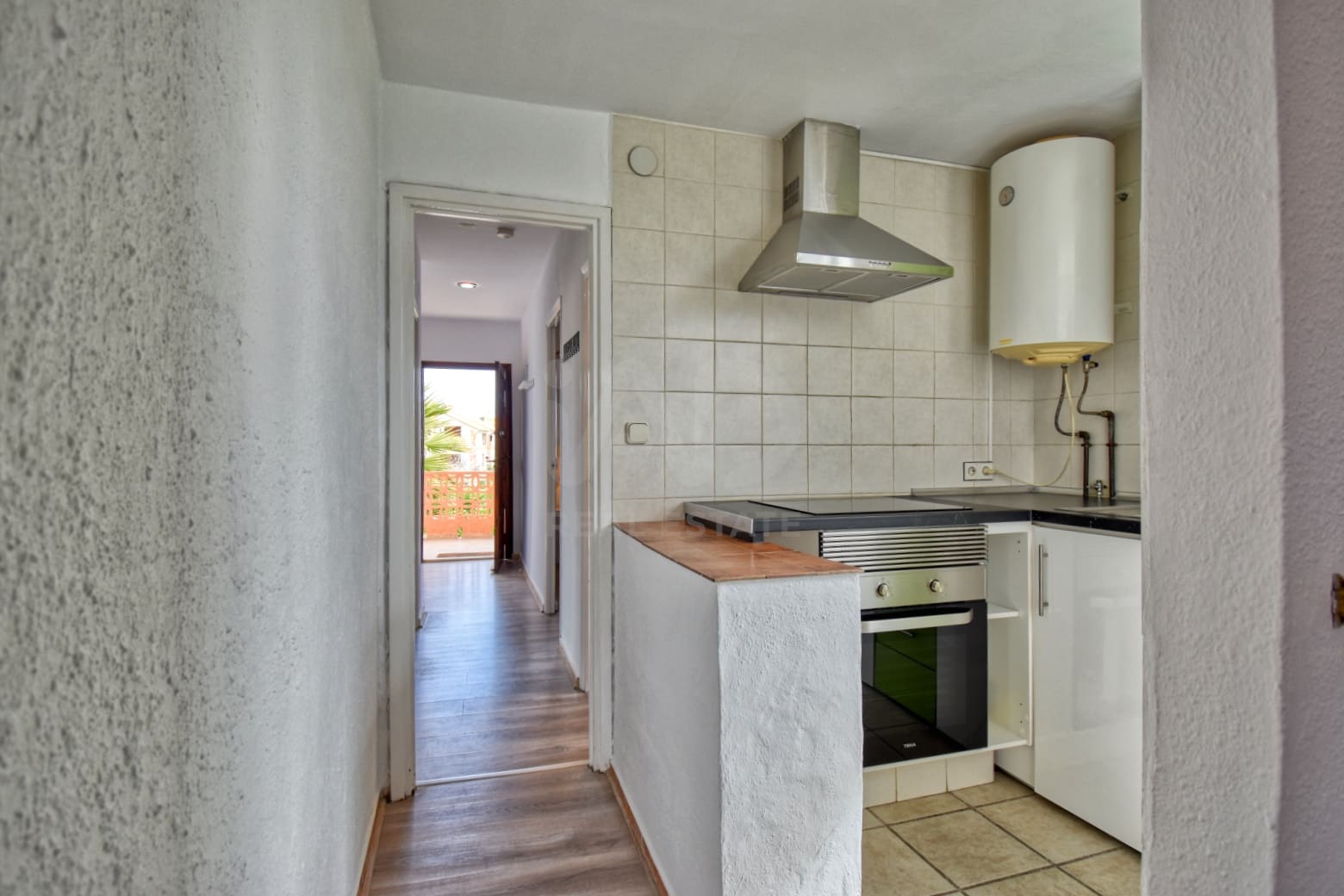 5 sypialnia Dom na sprzedaż w Miasto Walencja z basenem - 360 000 € (Ref: 9988444)