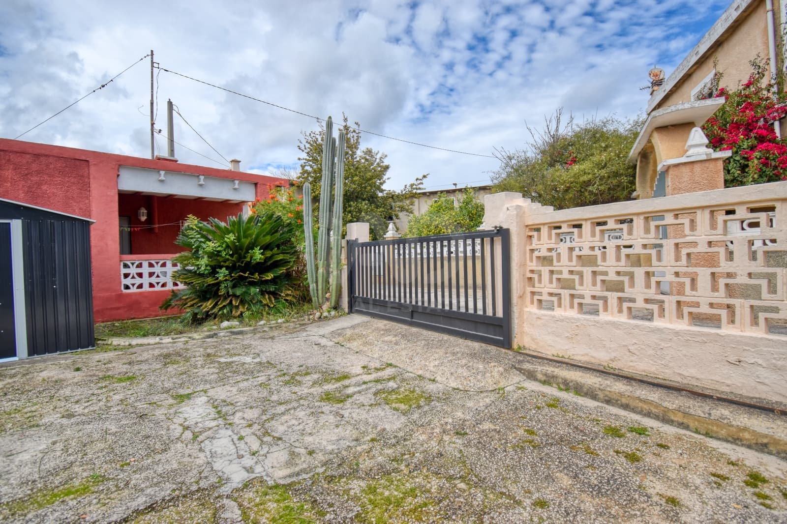5 sypialnia Dom na sprzedaż w Miasto Walencja z basenem - 360 000 € (Ref: 9988444)