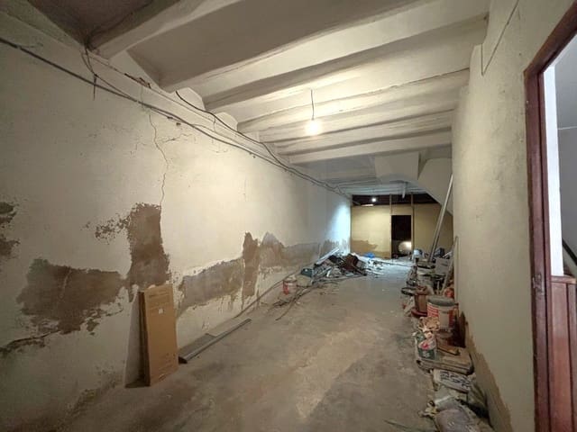 Garasje til salgs i Tarragona by - € 39 000 (Ref: 9988446)