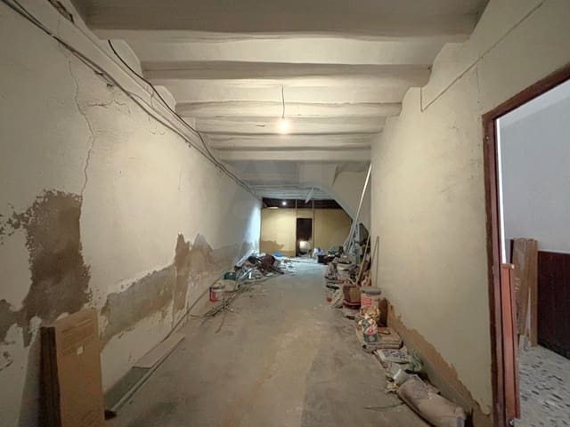 Garasje til salgs i Tarragona by - € 39 000 (Ref: 9988446)