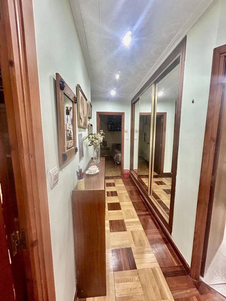 3 bedroom Apartment for sale in Leon city - € 69,500 (Ref: 9988447)