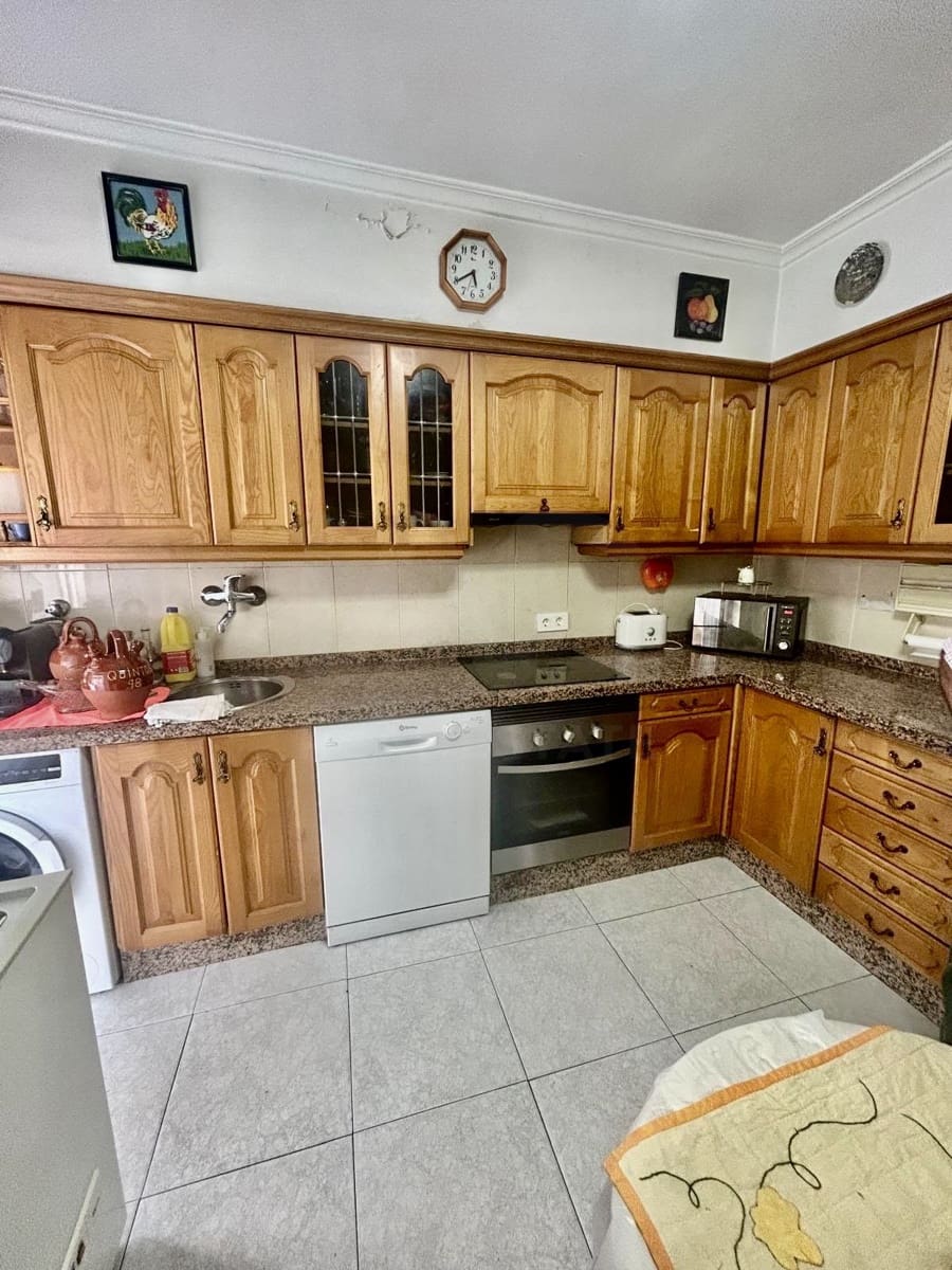 3 bedroom Apartment for sale in Leon city - € 69,500 (Ref: 9988447)