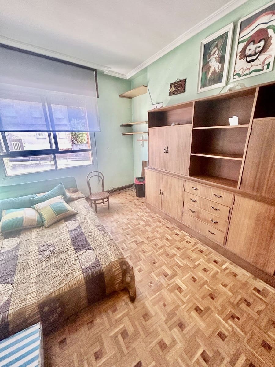 3 bedroom Apartment for sale in Leon city - € 69,500 (Ref: 9988447)
