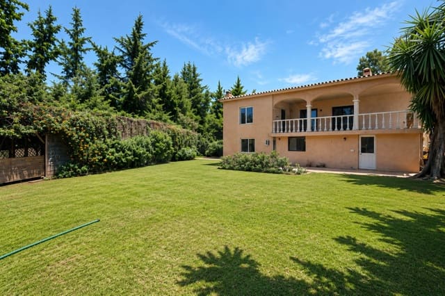 4 soverom Villa til salgs i Río Real, Marbella med garasje - € 920 000 (Ref: 9988448)