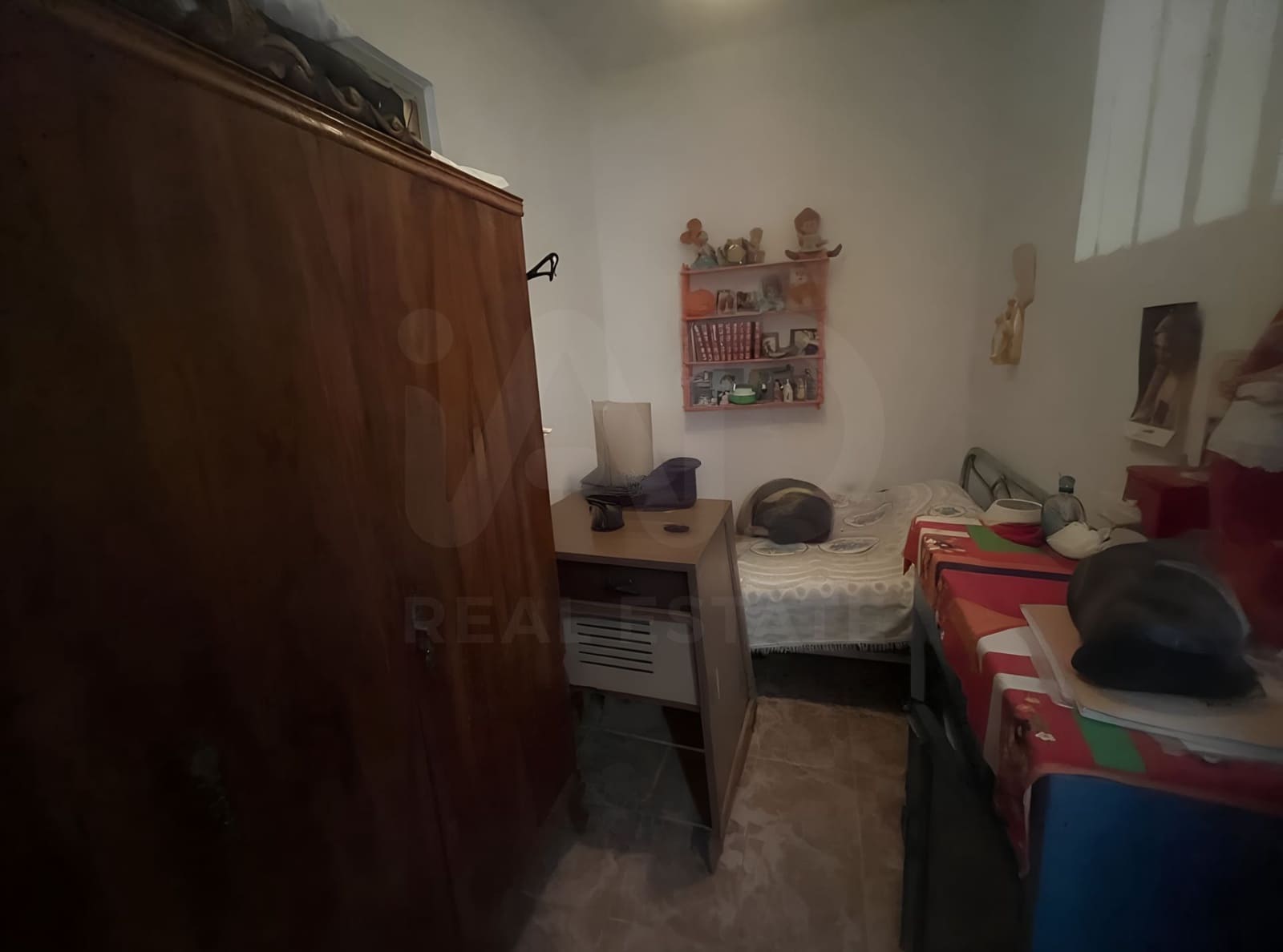 4 bedroom Townhouse for sale in Salamanca city - € 48,000 (Ref: 9988449)
