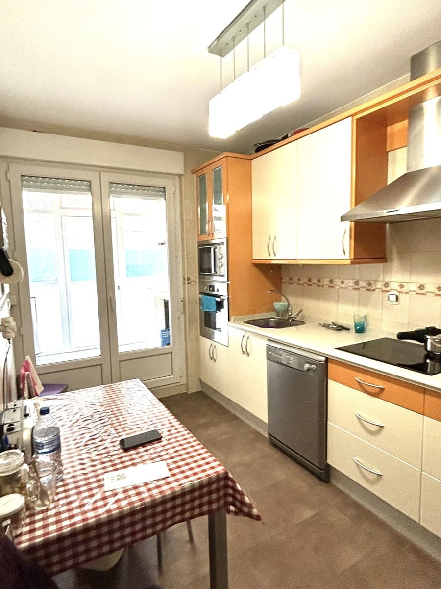 4 sypialnia Dom szeregowy na sprzedaż w Miasto Leon z basenem - 254 000 € (Ref: 9988451)
