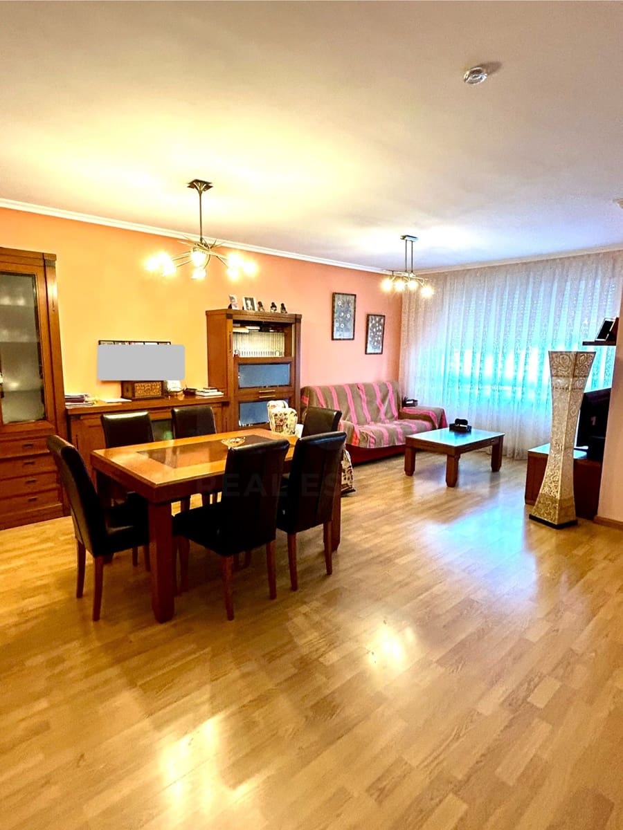4 sypialnia Dom szeregowy na sprzedaż w Miasto Leon z basenem - 254 000 € (Ref: 9988451)