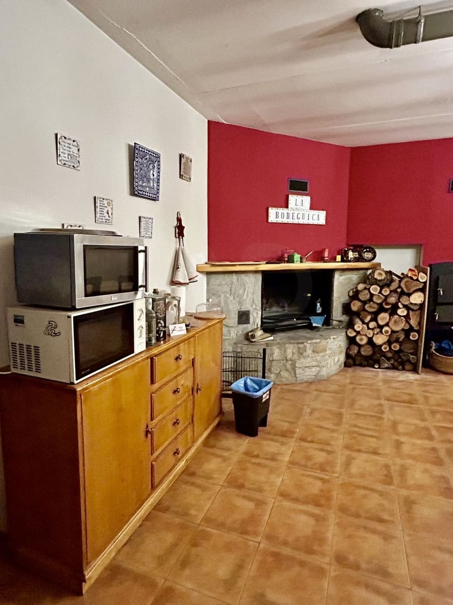 4 sypialnia Dom szeregowy na sprzedaż w Miasto Leon z basenem - 254 000 € (Ref: 9988451)