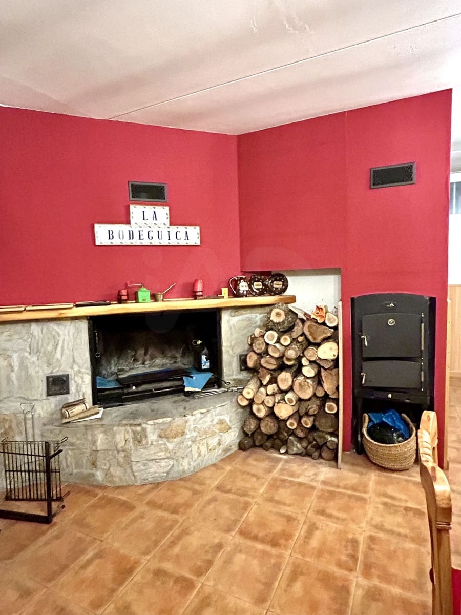 4 sypialnia Dom szeregowy na sprzedaż w Miasto Leon z basenem - 254 000 € (Ref: 9988451)