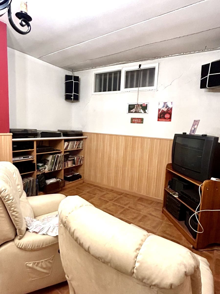 4 sypialnia Dom szeregowy na sprzedaż w Miasto Leon z basenem - 254 000 € (Ref: 9988451)