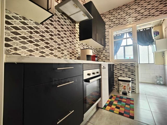 2 sovrum Lägenhet till salu i Valladolid stad - 119 000 € (Ref: 9988452)