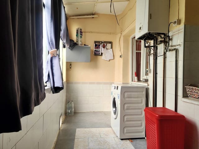 2 sovrum Lägenhet till salu i Valladolid stad - 119 000 € (Ref: 9988452)