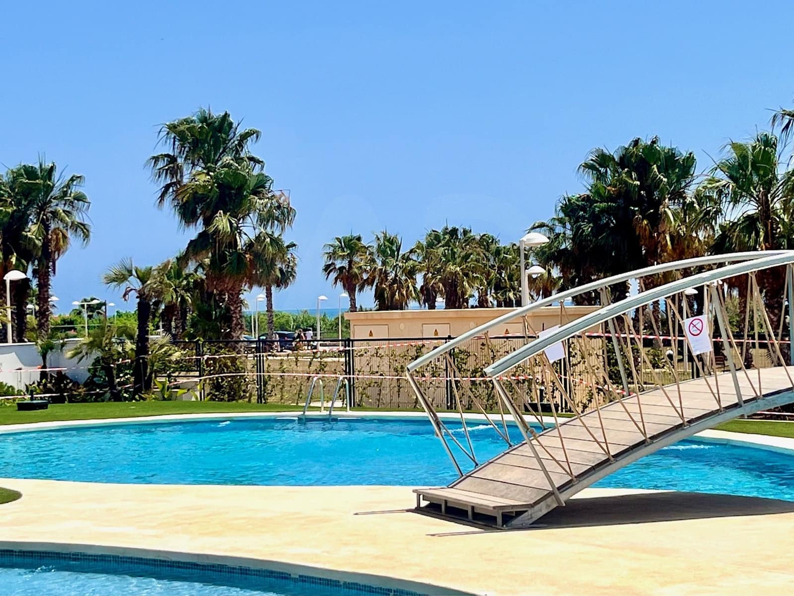 2 Zimmer Apartment zu verkaufen in Cabanes mit Pool Garage - 235.000 € (Ref: 9988453)