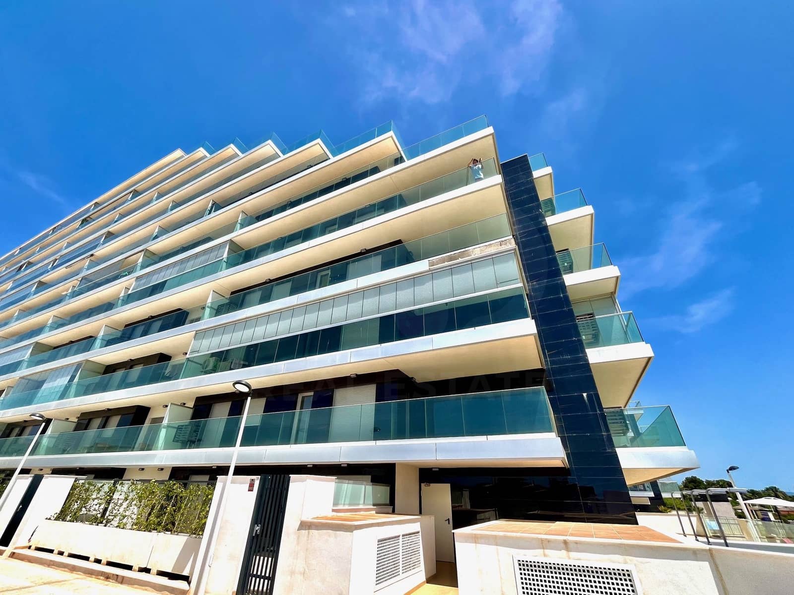 2 Zimmer Apartment zu verkaufen in Cabanes mit Pool Garage - 235.000 € (Ref: 9988453)