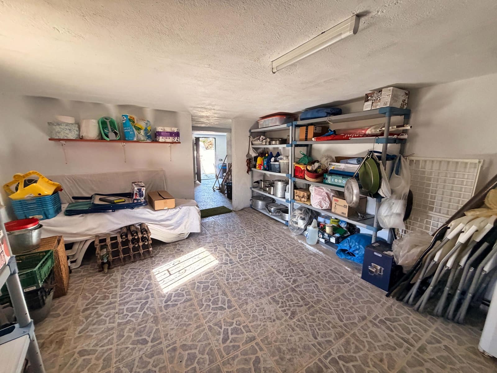 5 soveværelse Byhus til salg i Barcelona by med swimmingpool garage - € 470.000 (Ref: 9988454)