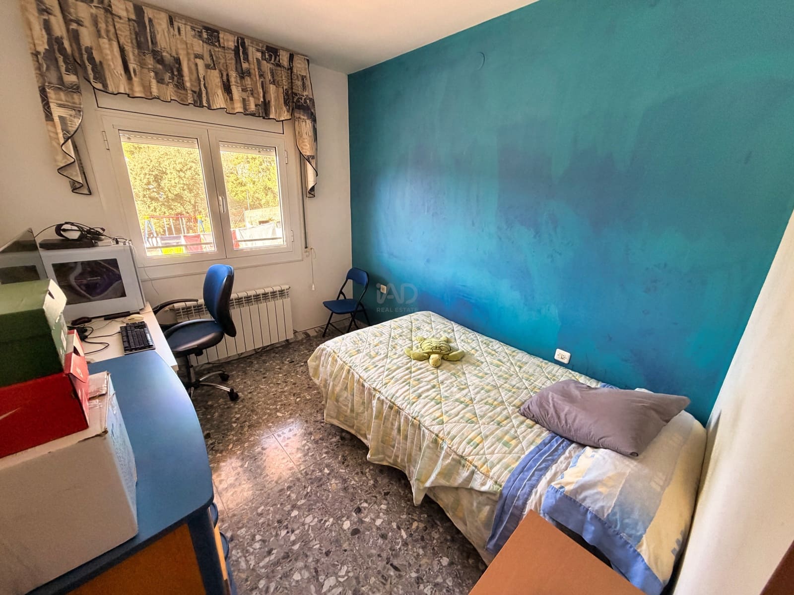 5 soveværelse Byhus til salg i Barcelona by med swimmingpool garage - € 470.000 (Ref: 9988454)
