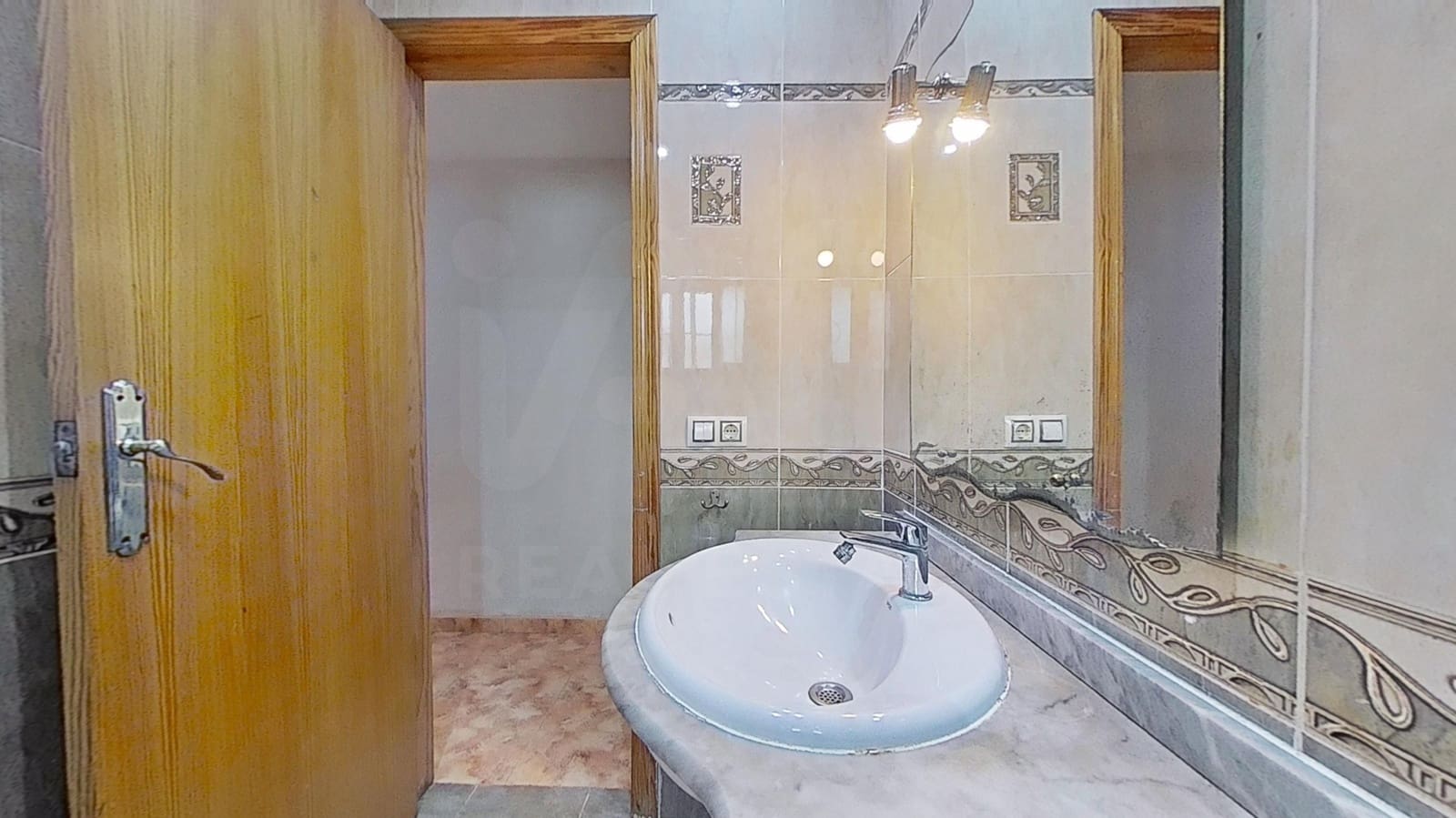 3 Zimmer Apartment zu verkaufen in Castello de la Plana - 147.490 € (Ref: 9988455)
