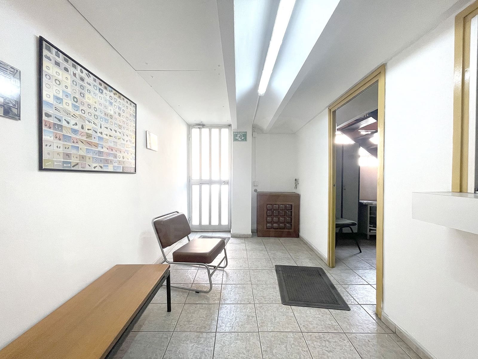 Kommersiell till salu i Barcelona stad - 250 000 € (Ref: 9988456)
