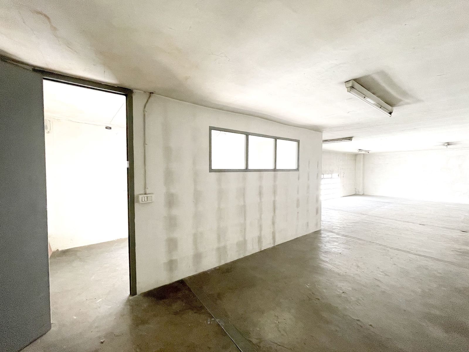 Kommersiell till salu i Barcelona stad - 250 000 € (Ref: 9988456)