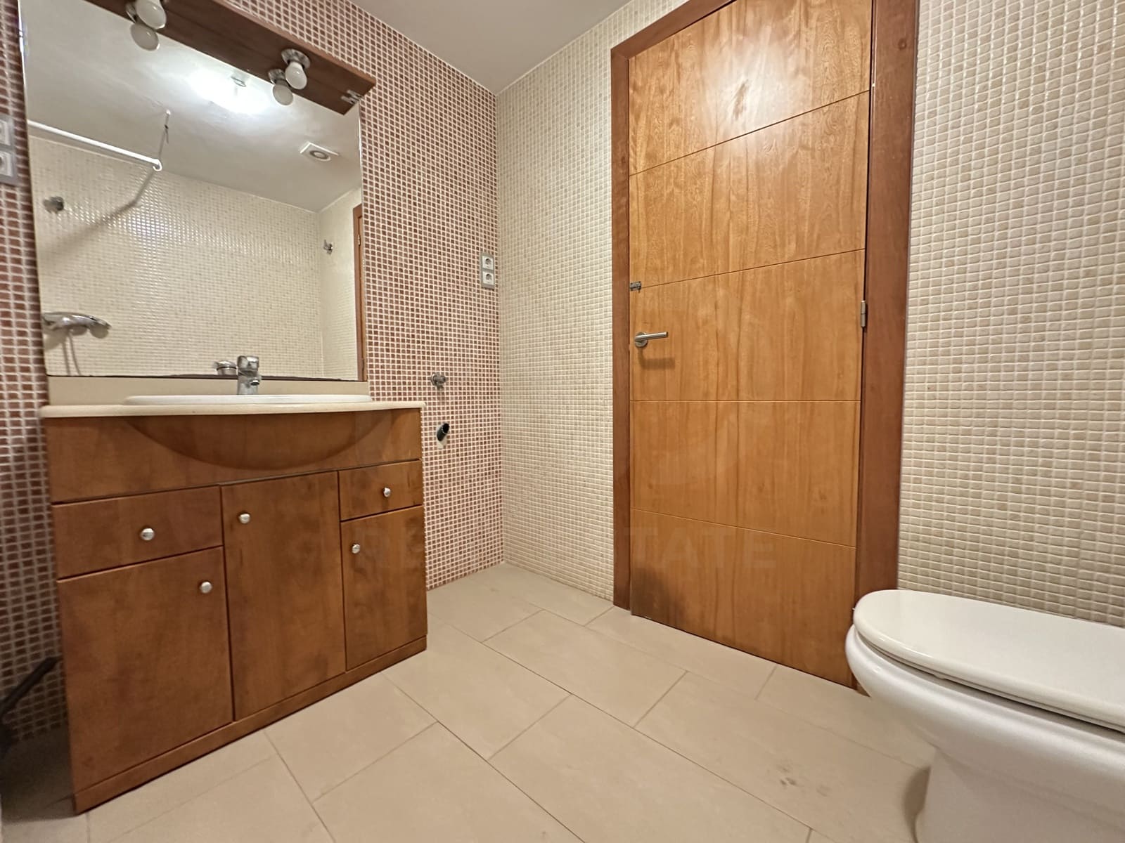 Apartamento de 1 habitación en Blanes en venta con piscina - 159.000 € (Ref: 9988457)