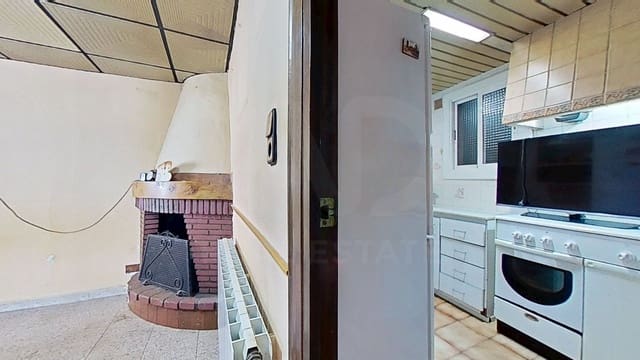 Hus till salu i L'Espluga de Francolí - 94 000 € (Ref: 9988460)