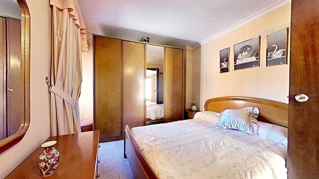 Hus till salu i L'Espluga de Francolí - 94 000 € (Ref: 9988460)
