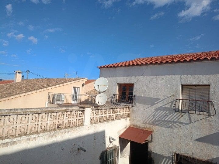 3 slaapkamer Rijtjeshuis te koop in La Paca - € 79.500 (Ref: 9988464)