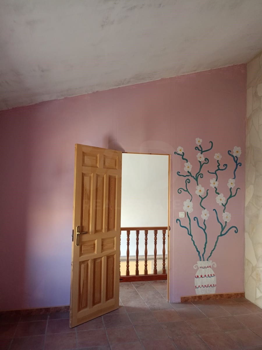 3 slaapkamer Rijtjeshuis te koop in La Paca - € 79.500 (Ref: 9988464)