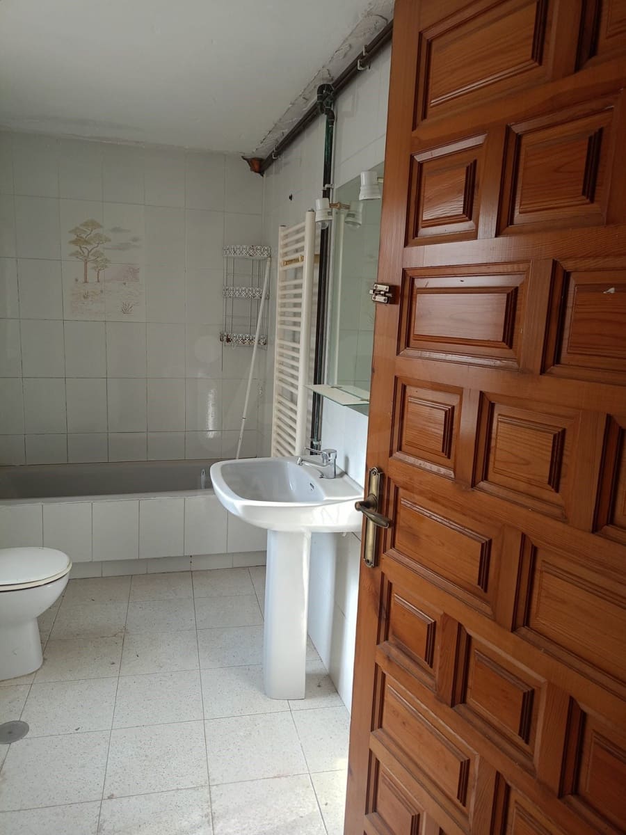 3 slaapkamer Rijtjeshuis te koop in La Paca - € 79.500 (Ref: 9988464)