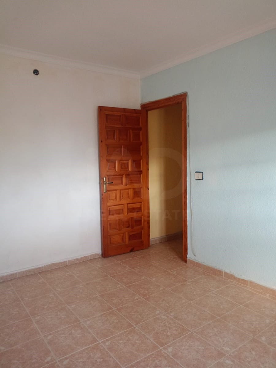 3 slaapkamer Rijtjeshuis te koop in La Paca - € 79.500 (Ref: 9988464)