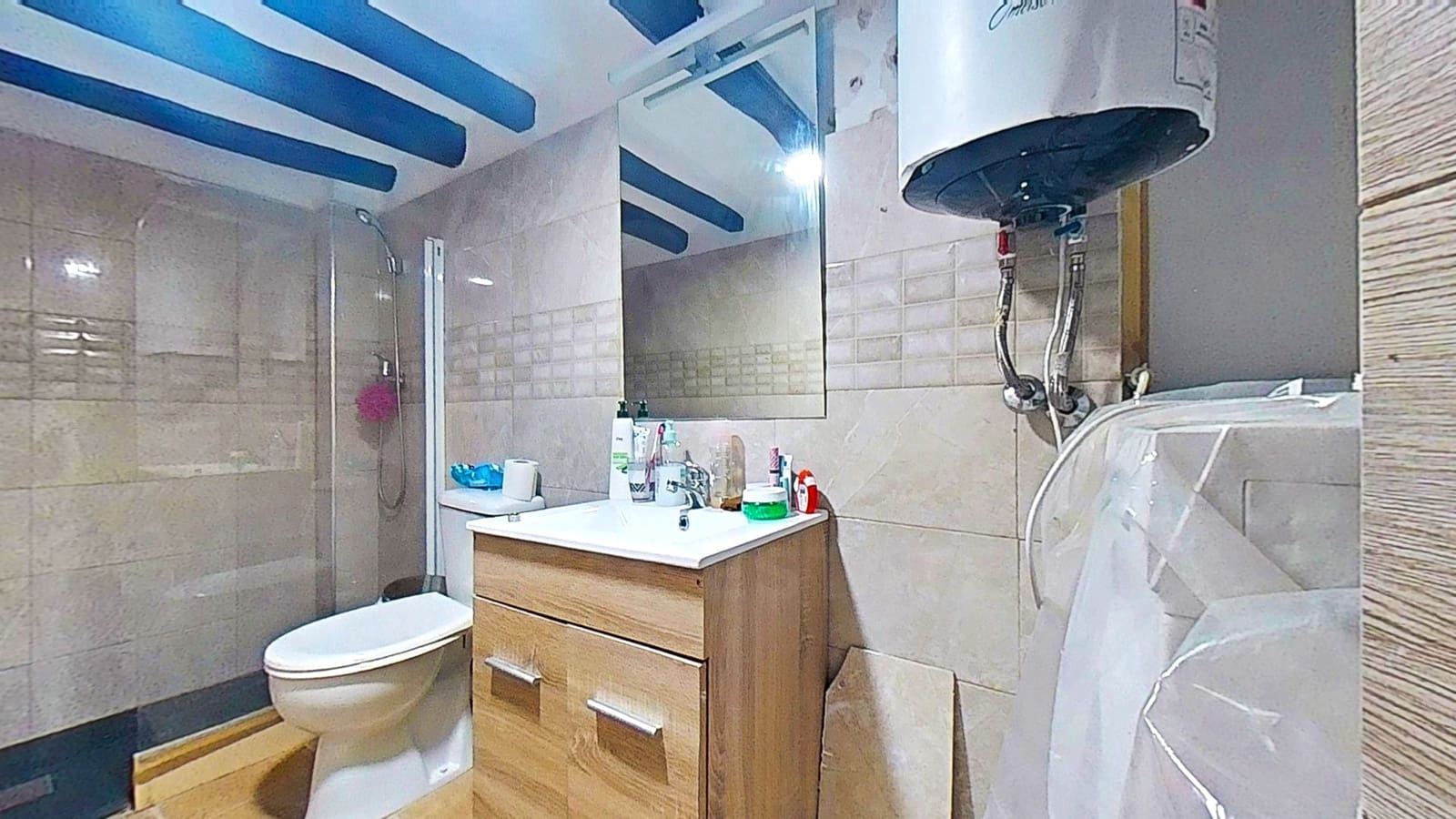 Kommersiell till salu i Tarragona stad - 195 000 € (Ref: 9988465)