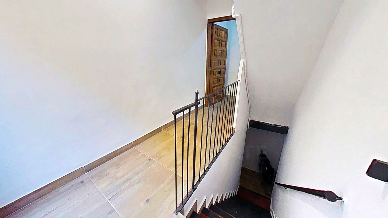 Kommersiell till salu i Tarragona stad - 195 000 € (Ref: 9988465)