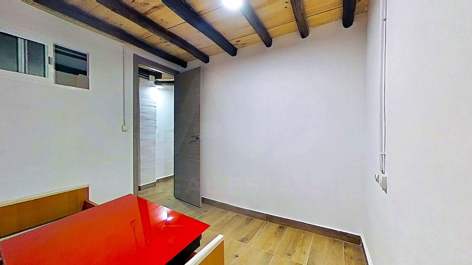 Kommersiell till salu i Tarragona stad - 195 000 € (Ref: 9988465)