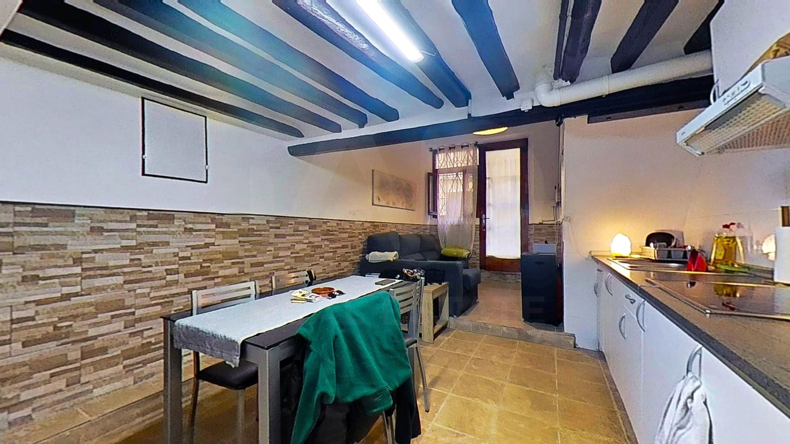 Kommersiell till salu i Tarragona stad - 195 000 € (Ref: 9988465)