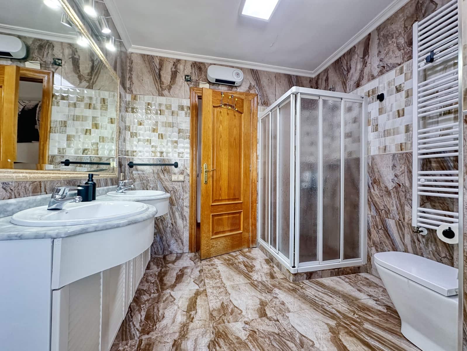 5 sovrum Hus till salu i Alicante stad - 578 000 € (Ref: 9988467)