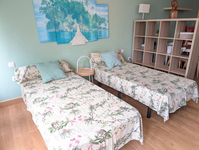 Studio til salgs i Santa Cruz de Tenerife - € 240 000 (Ref: 9988468)