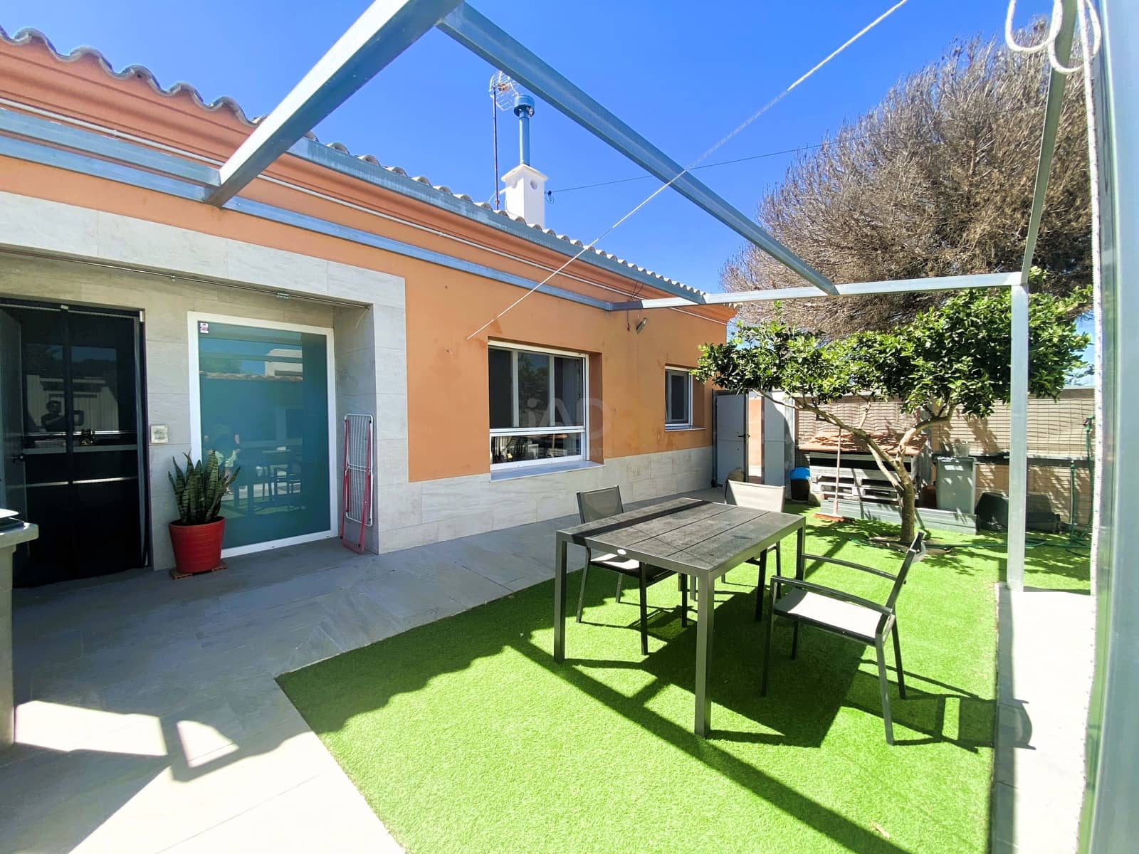Villa te koop in Cadiz stad - € 549.000 (Ref: 9988469)