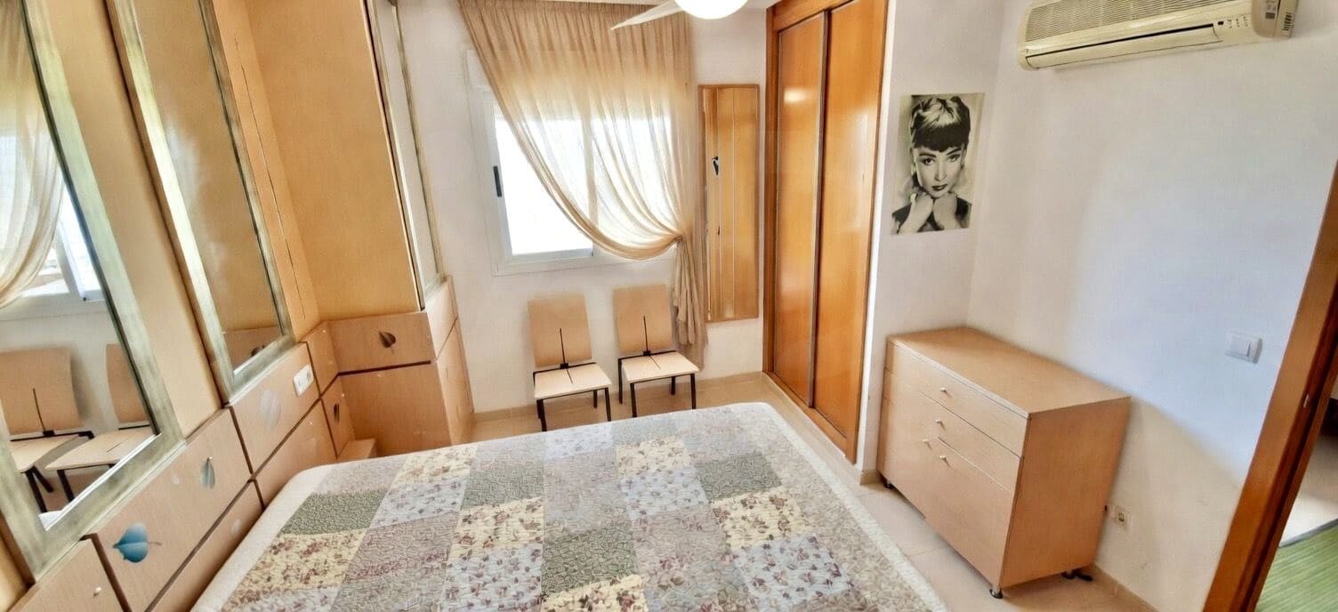 Apartamento de 2 habitaciones en Oropesa  en venta con piscina garaje - 155.000 € (Ref: 9988470)