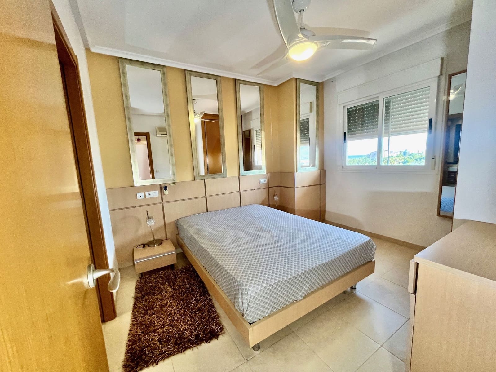 Apartamento de 2 habitaciones en Oropesa  en venta con piscina garaje - 155.000 € (Ref: 9988470)